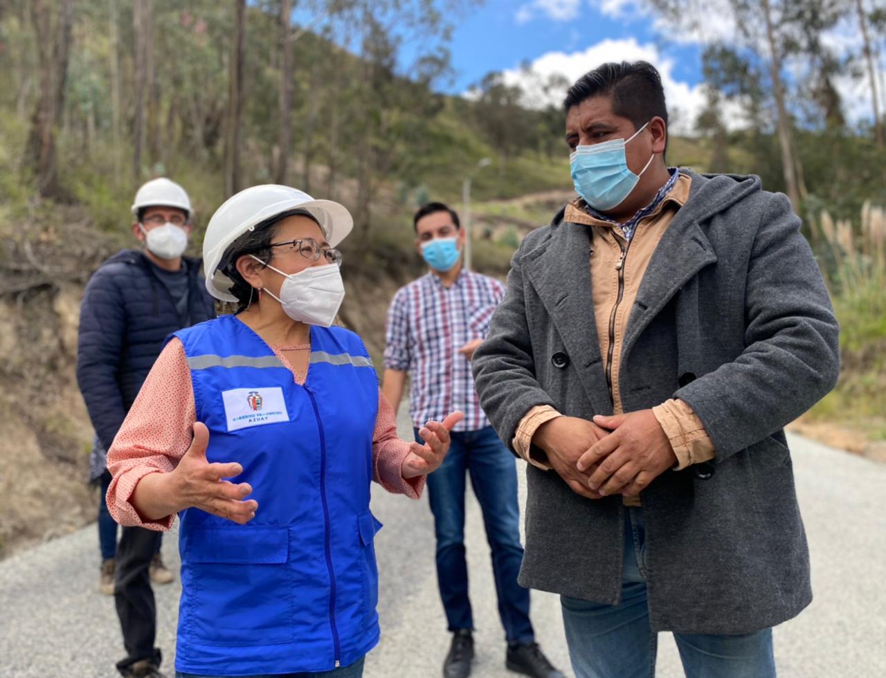 PREFECTA CECILIA MÉNDEZ FISCALIZA OBRAS VIALES CON NUEVA MAQUINARIA 