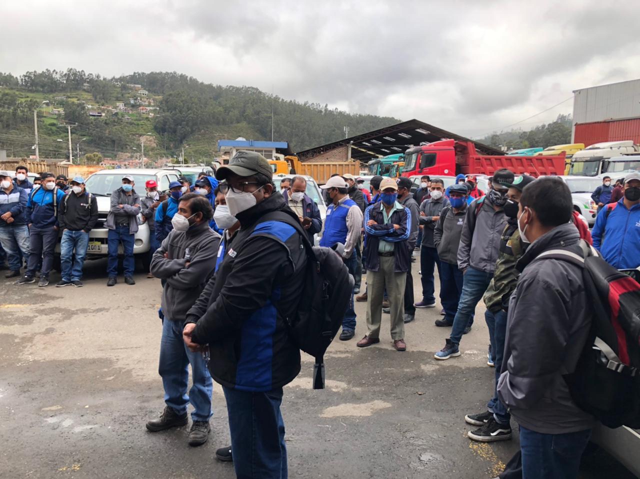 INICIA LA VACUNACIÓN A LOS OBREROS DE LA PREFECTURA DEL AZUAY