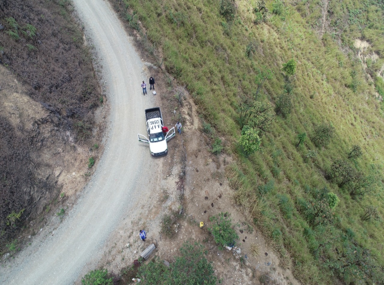 PREFECTURA DEL AZUAY ANALIZA VÍAS ALTERNAS PARA MOLLETURO