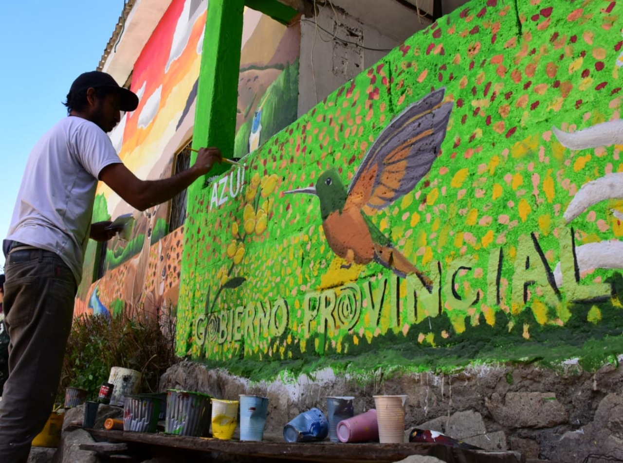 PROYECTO RÍOS DE COLORES LLEGA CON DOS MURALES A RÍO BLANCO