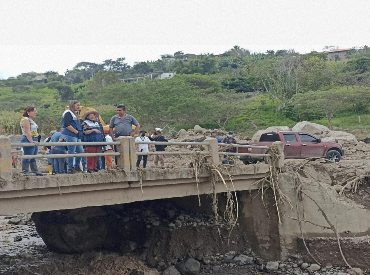 GOBIERNO PROVINCIAL DEL AZUAY INFORMA ACCIONES FRENTE A LA EMERGENCIA EN SANTA ISABEL
