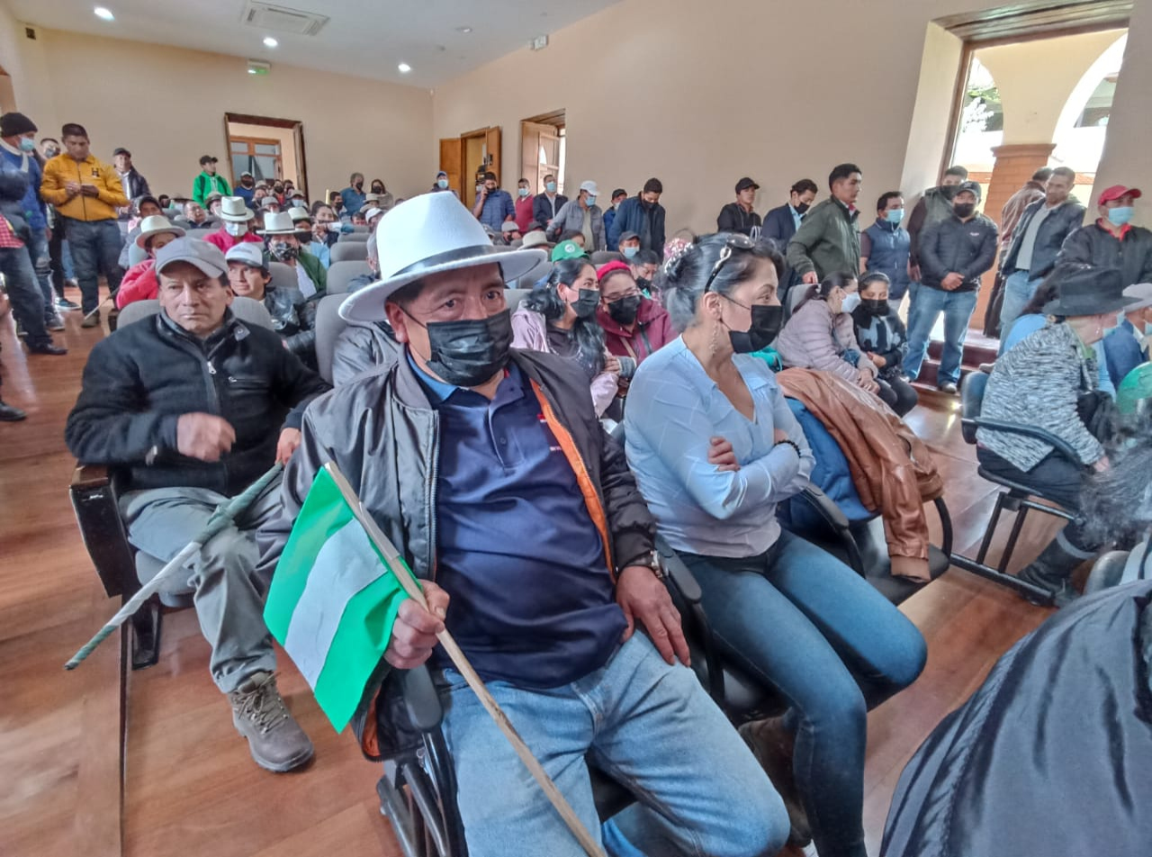 GOBIERNO PROVINCIAL DEL AZUAY INTERVENDRÁ EN 3,2 KM DE LA VÍA LA VIOLA – Y DE SAN JOSÉ DE RARANGA