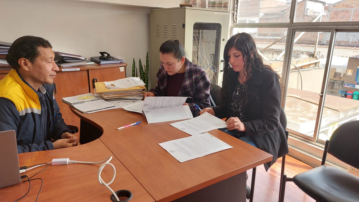 El Gobierno Provincial del Azuay suscribió convenios con los GAD parroquiales y cantonales