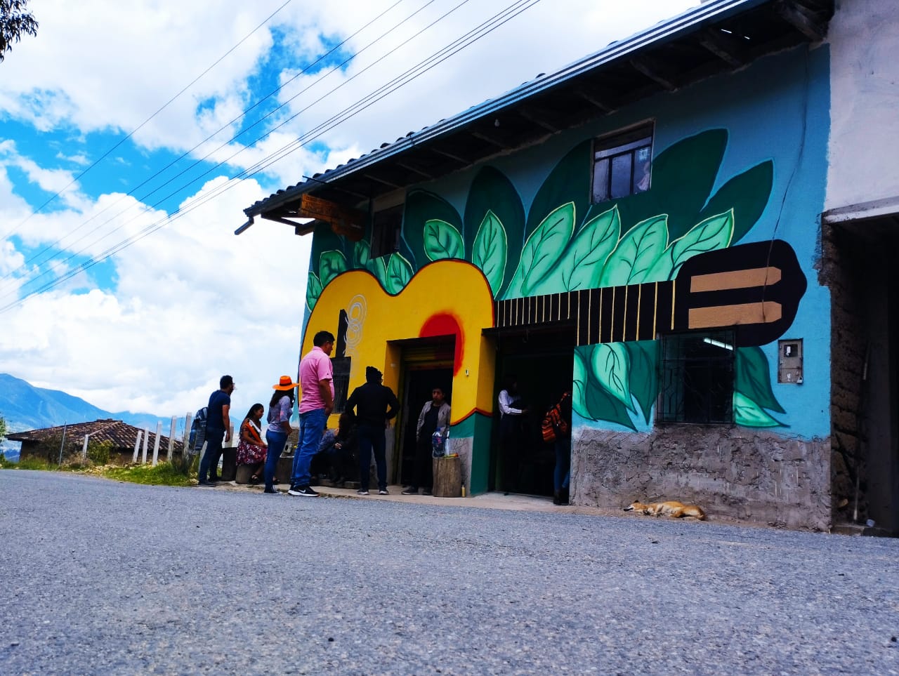 Ruta de las Guitarras dinamiza la economía de artesanos
