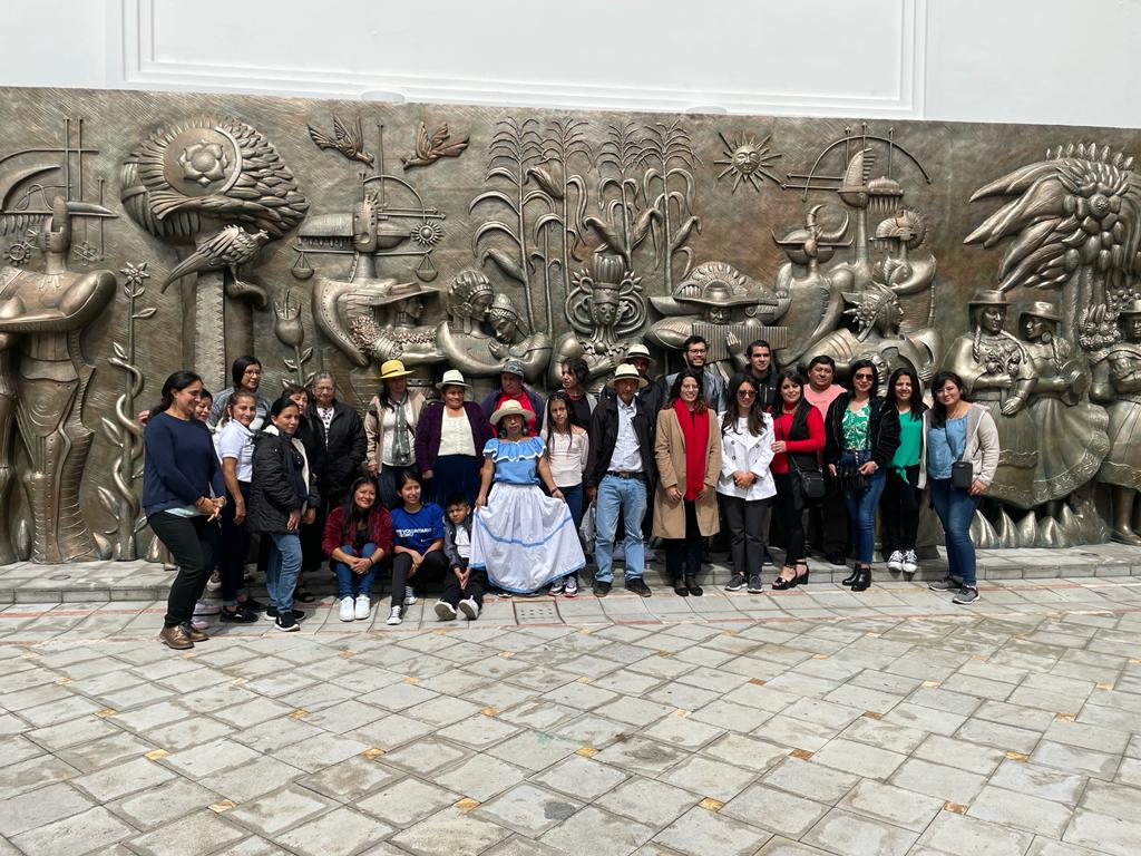 En la Casa de la Provincia se desarrolló el encuentro de tejedores y tejedoras de paja toquilla de las provincias de Manabí y Azuay