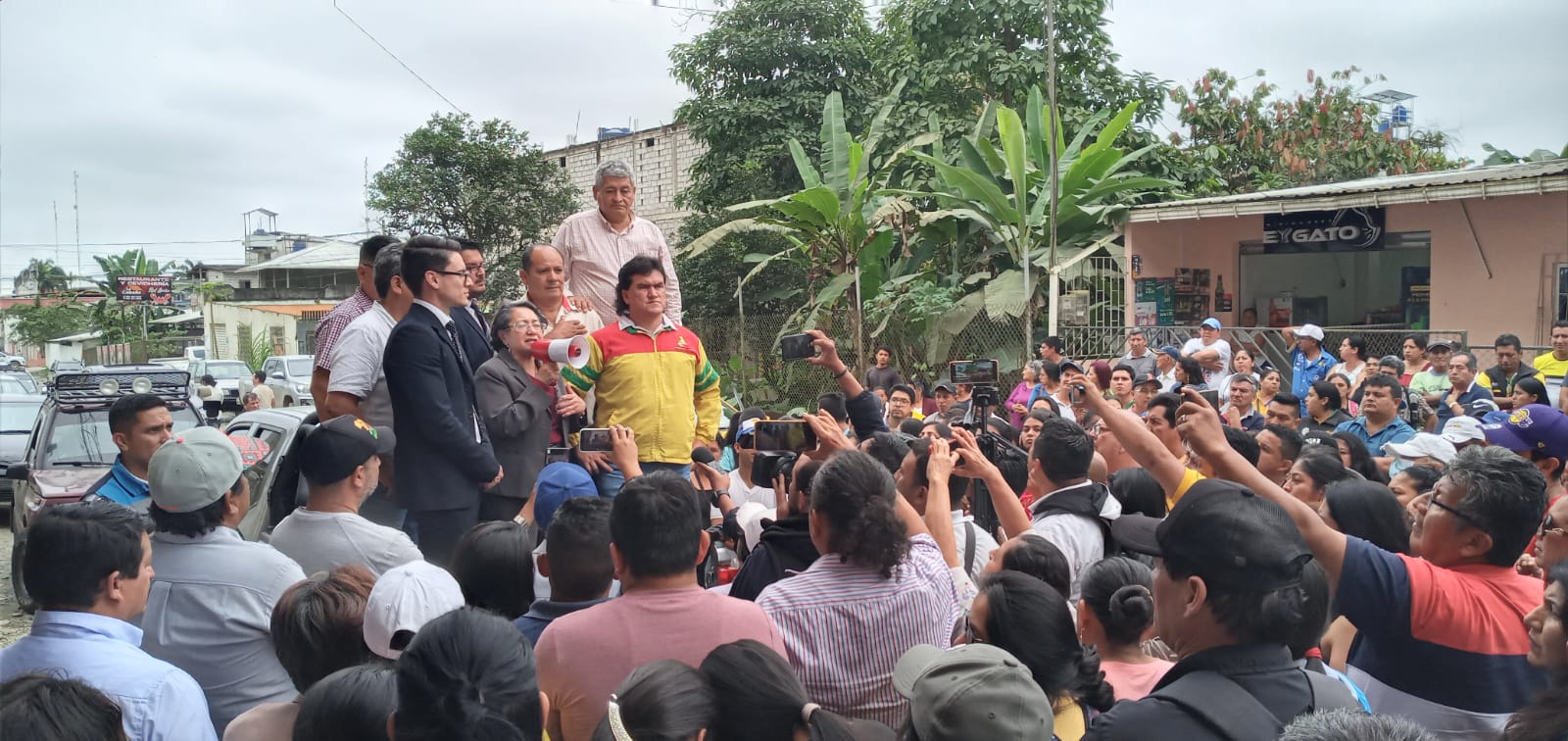 Autoridades y comunidades del Azuay unidas en la defensa de fuentes hídricas