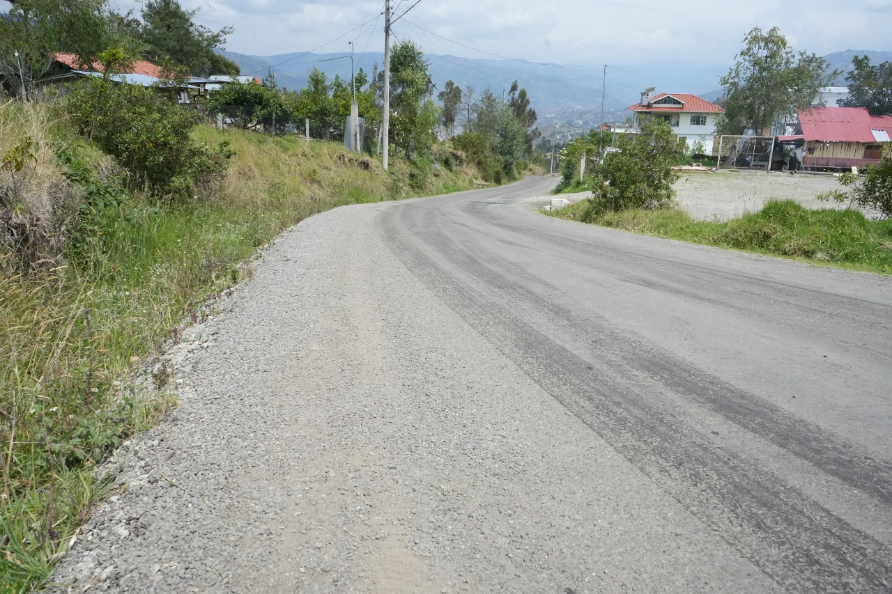 Vía Guaylo – Santa Rosa- El Quinche promueve el desarrollo productivo del cantón Chordeleg