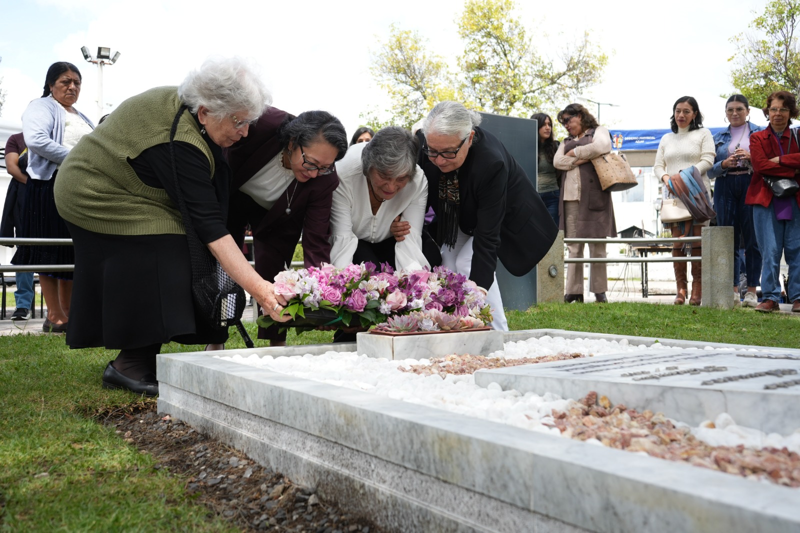 El Gobierno Provincial del Azuay a través de la dirección de Equidad y Género ha programado variadas actividades para conmemorar el 8 de Marzo