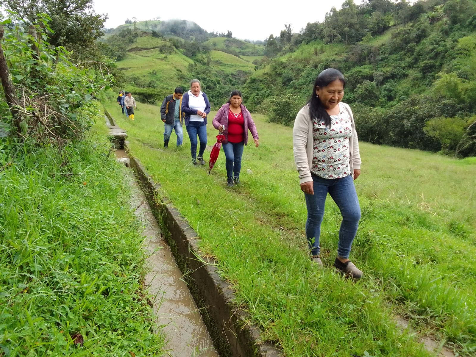 El Gobierno Provincial del Azuay entregó la rehabilitación de la captación del sistema de riego Ovejerías