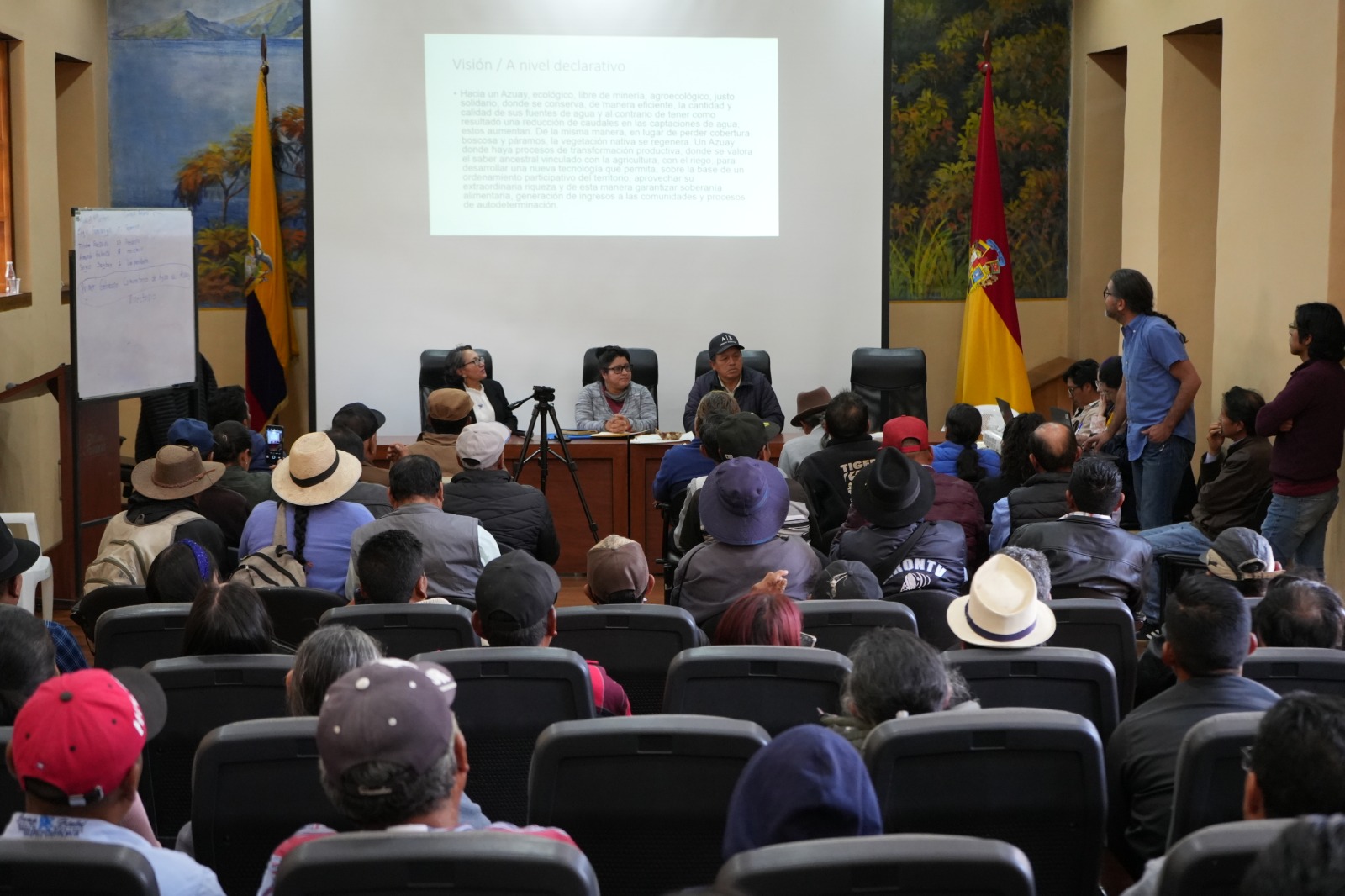 Comunidades del Azuay entregan plan estratégico para la defensa del agua