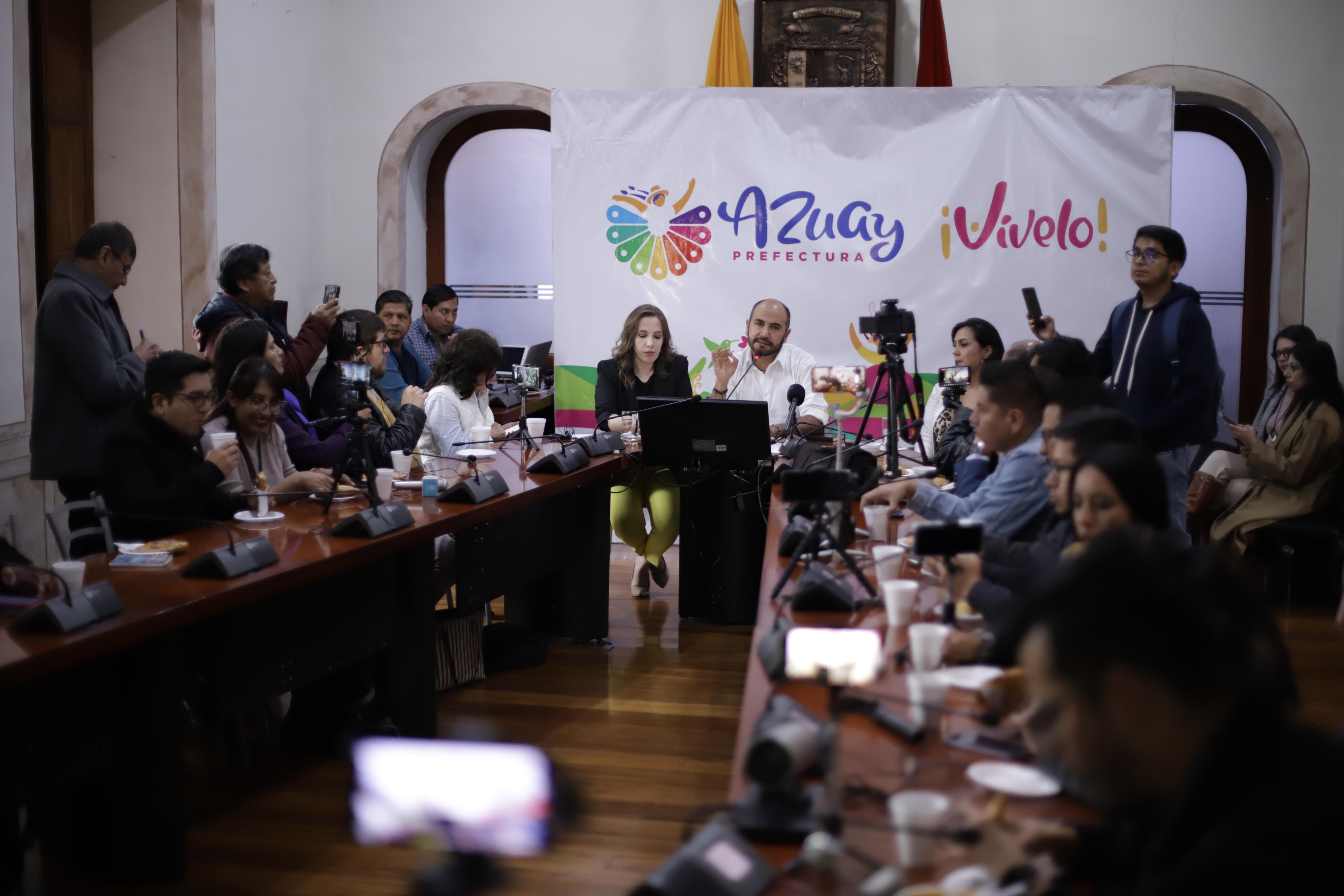 LA PREFECTURA DE AZUAY ASIGNA 360 MIL DÓLARES PARA FORTALECER LA SEGURIDAD