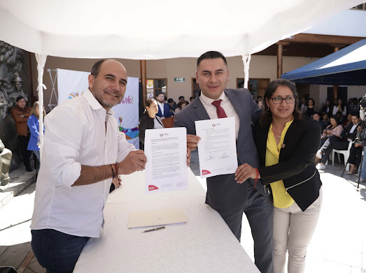 PREFECTURA DE AZUAY Y LOS GADs SE UNEN PARA TRABAJAR EN AMBIENTE Y EQUIDAD Y GÉNERO