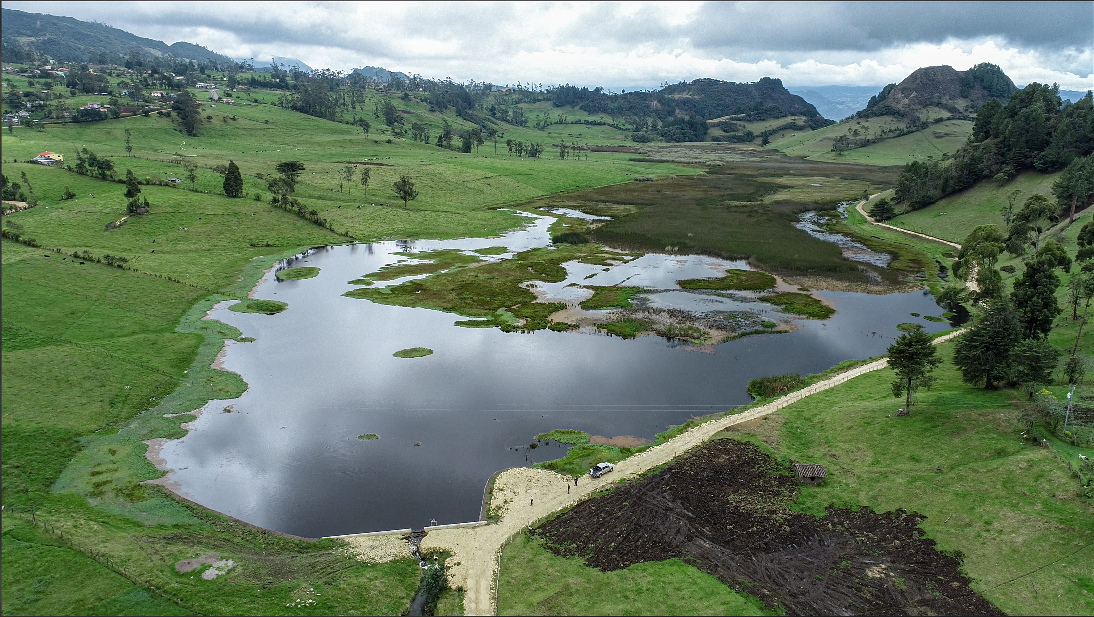 Prefectura de Azuay participa con tres proyectos en el Premio Verde del Banco del Desarrollo