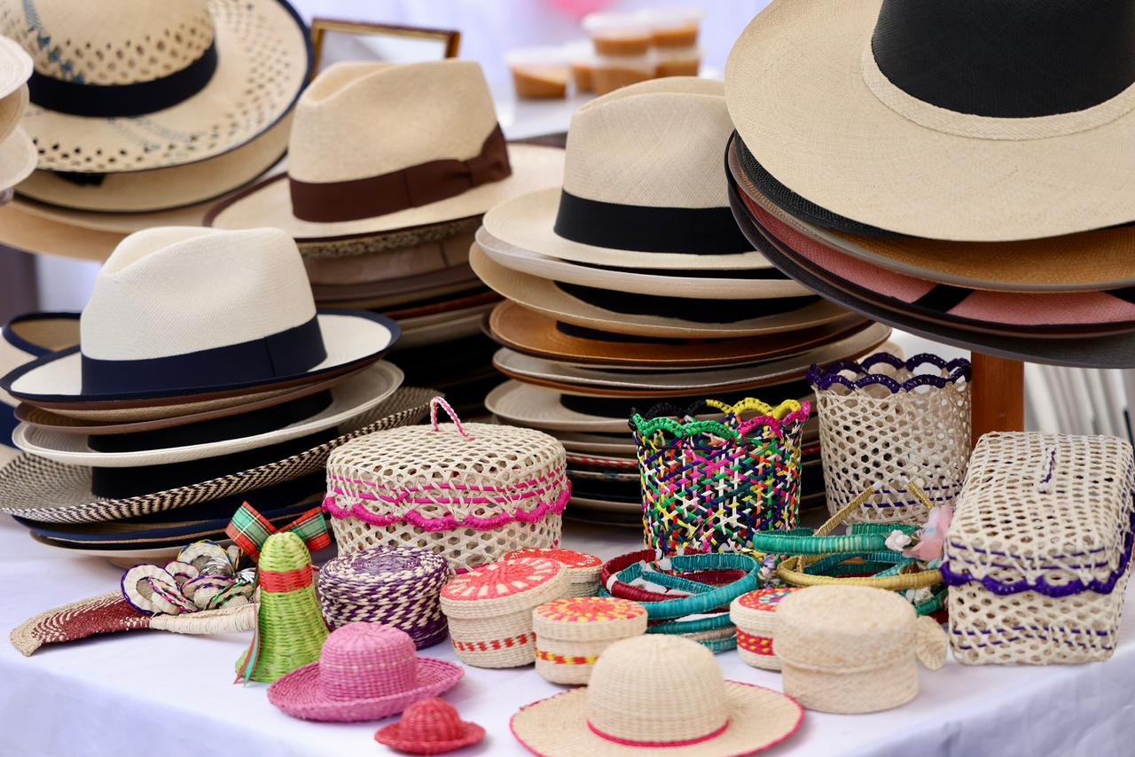 Más de 200 emprendedoras participan en el Festival Warmi Rural 2025